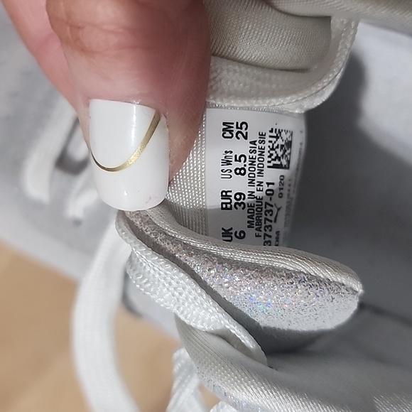 Puma Women's 8.5 - Picture 10 of 10